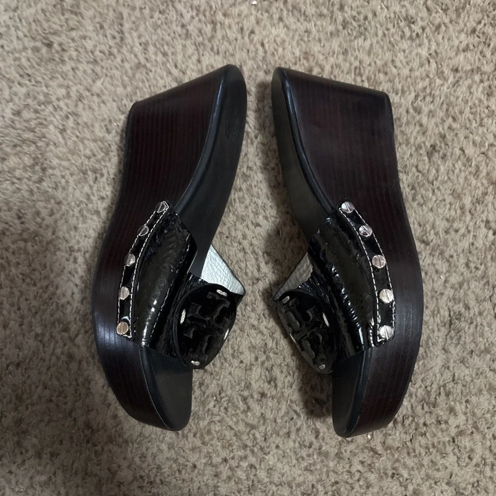 Tory Burch Patti Black Patent Slides Platform Wedge Mules Heels Sandals Size 9 M